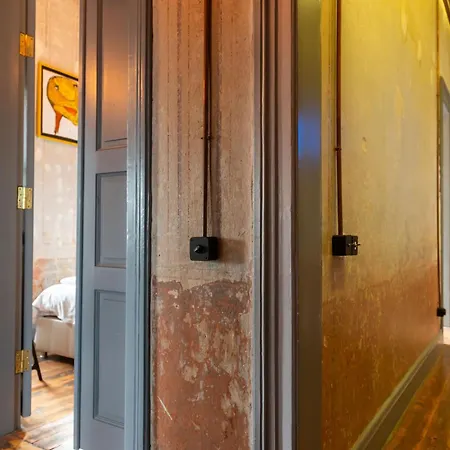 The -amazing Historical In Prime Location Apartment Istanbul
